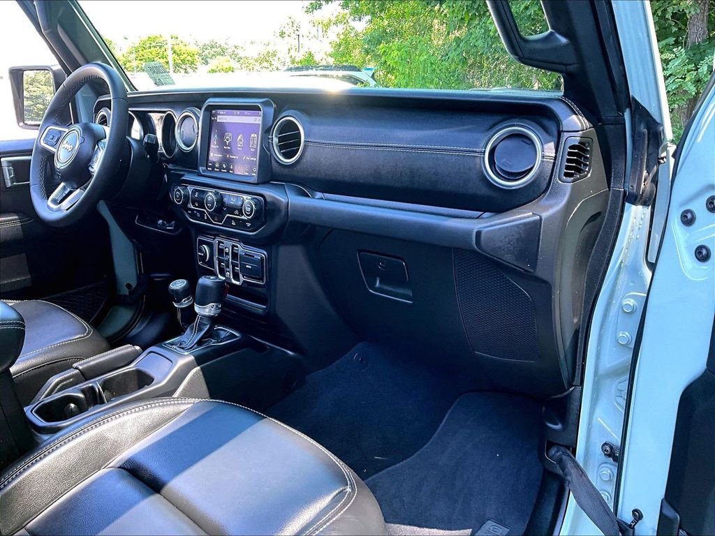 Used 2023 Gray Jeep Sahara 4xe image 13