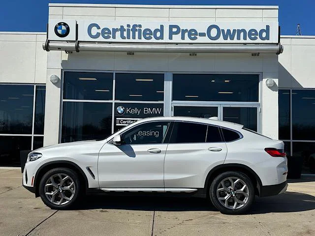 Certified Used 2025 Mineral White Metallic BMW xDrive30i image 5