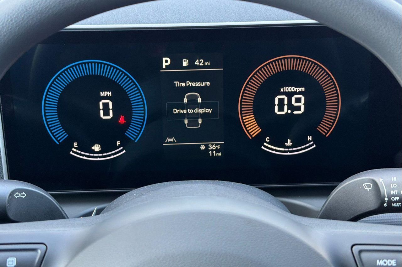New 2026 White Hyundai SEL AWD image 31