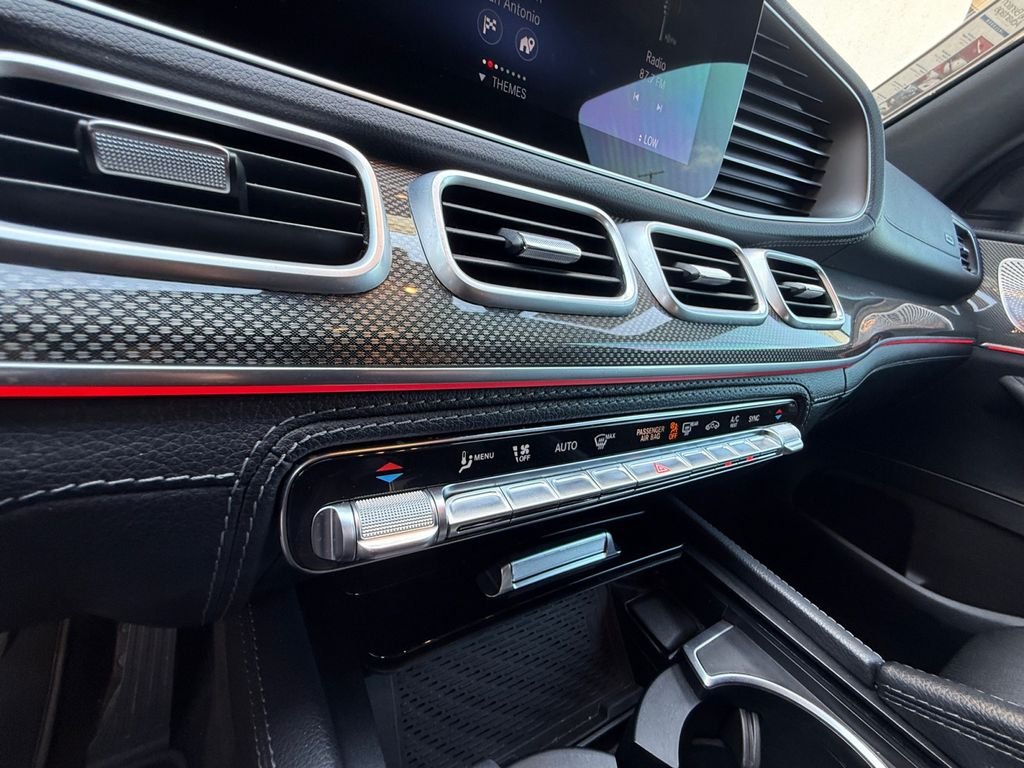 Used 2021  Mercedes-Benz GLE 450 image 23