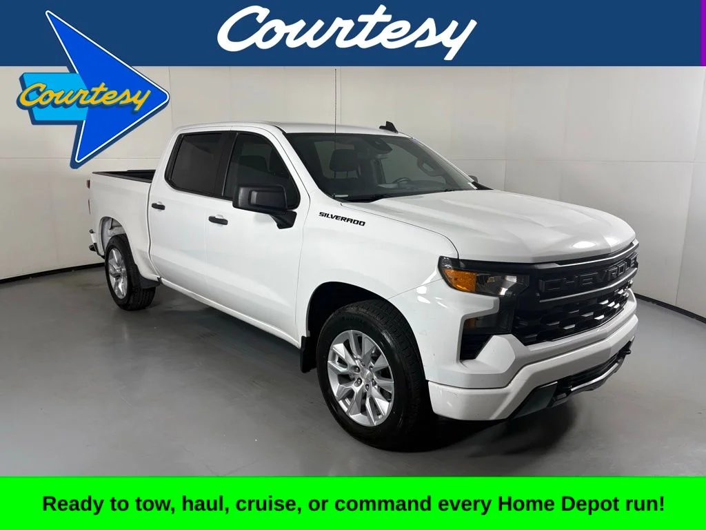 Used 2023 White Chevrolet Custom image 1