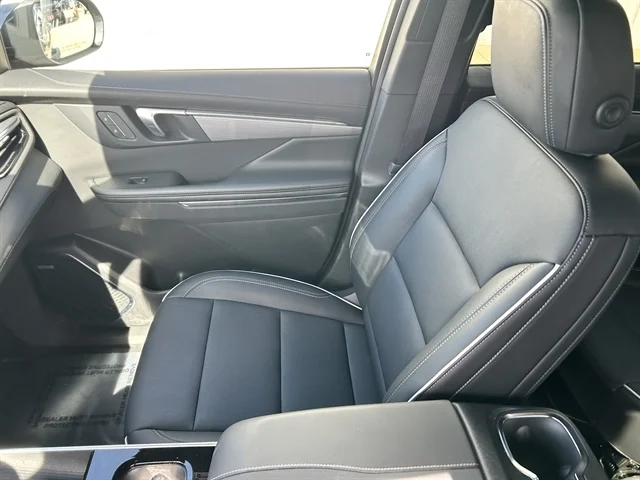 Used 2025 BLACK BUICK Preferred image 15