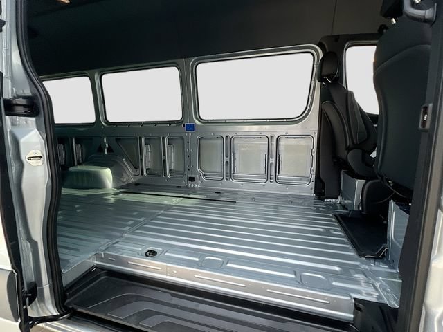 New 2026 High-tech silver metallic Mercedes-Benz Cargo 170 WB image 18