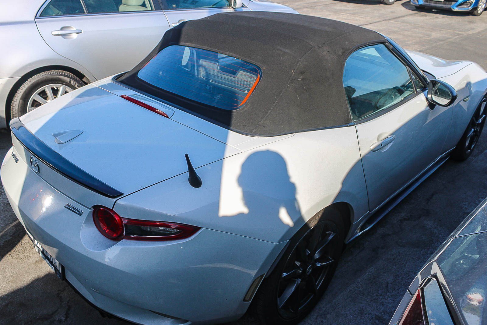 Used 2016 Ceramic Metallic Mazda Club image 13