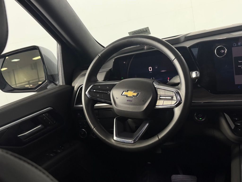 Used 2025 Sterling Gray Metallic Chevrolet LT image 32