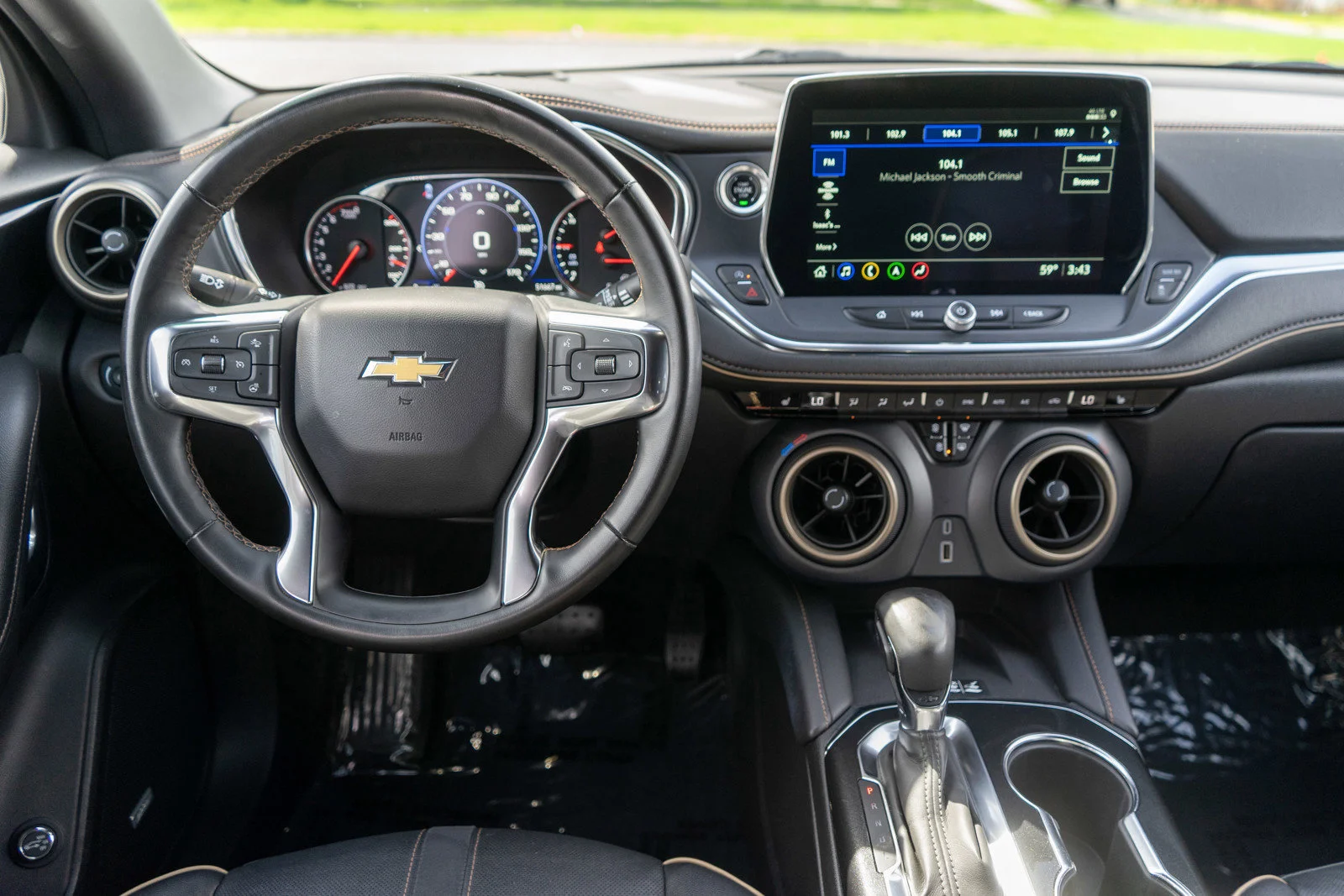 Used 2024 Black Chevrolet Premier image 13