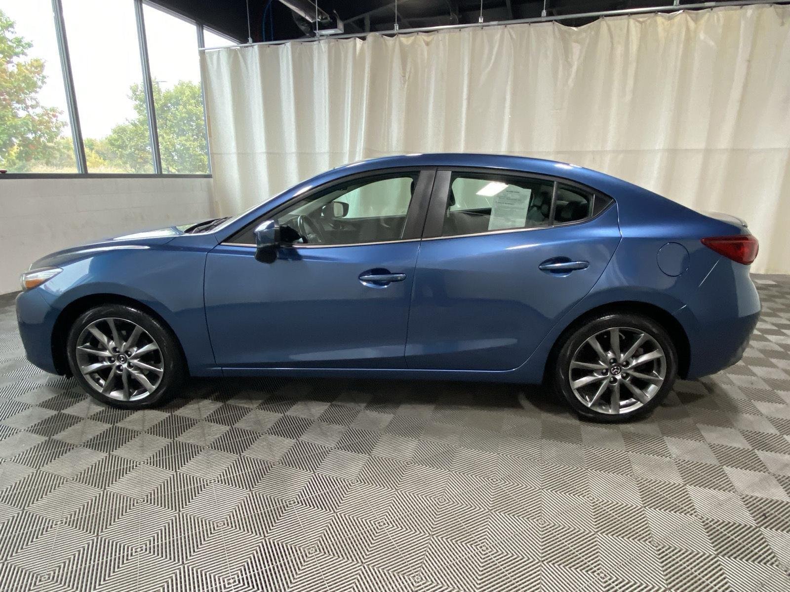 Used 2018 Eternal Blue Mica Mazda Touring image 4