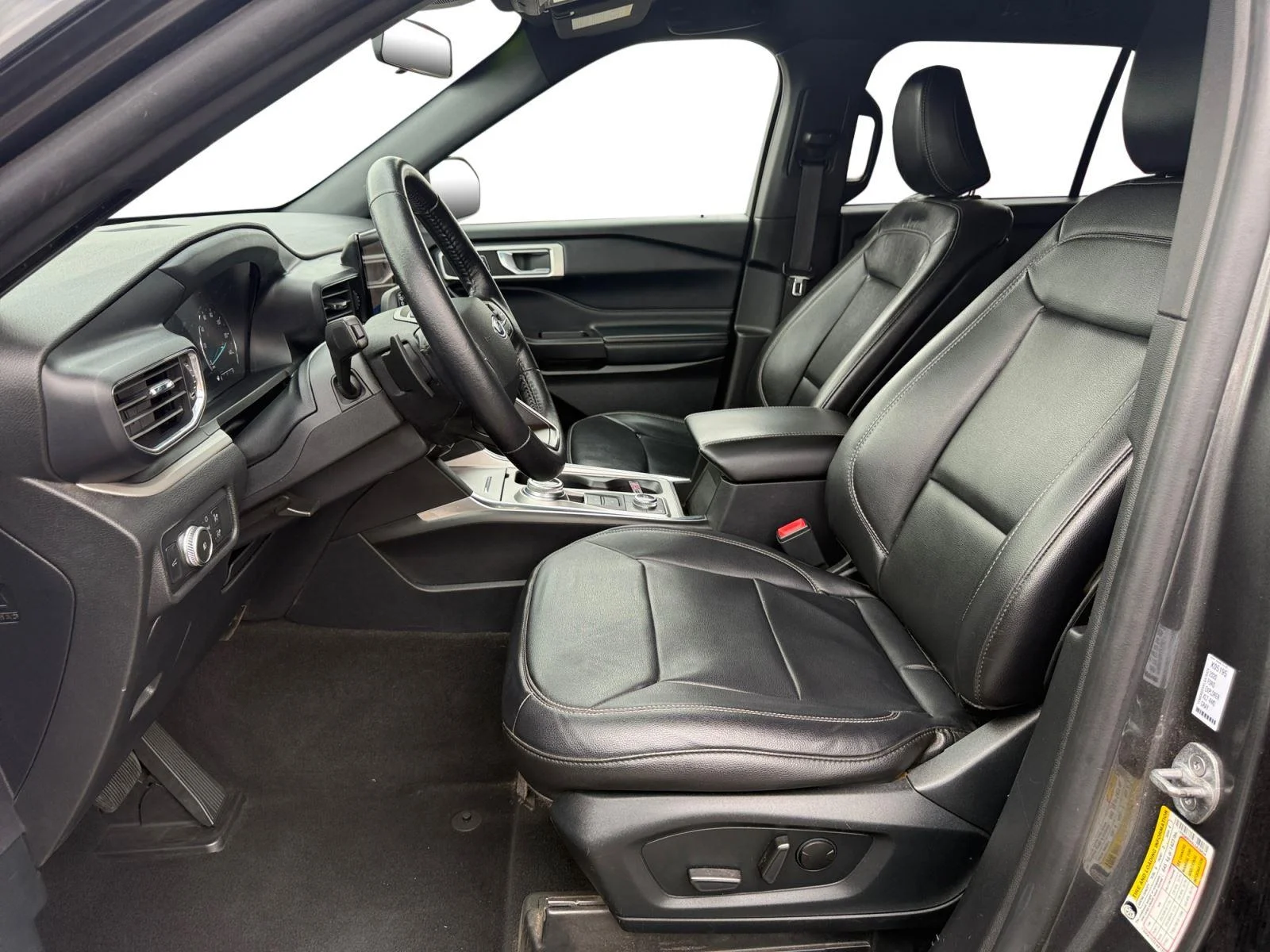 Used 2020 Magnetic FORD XLT image 10