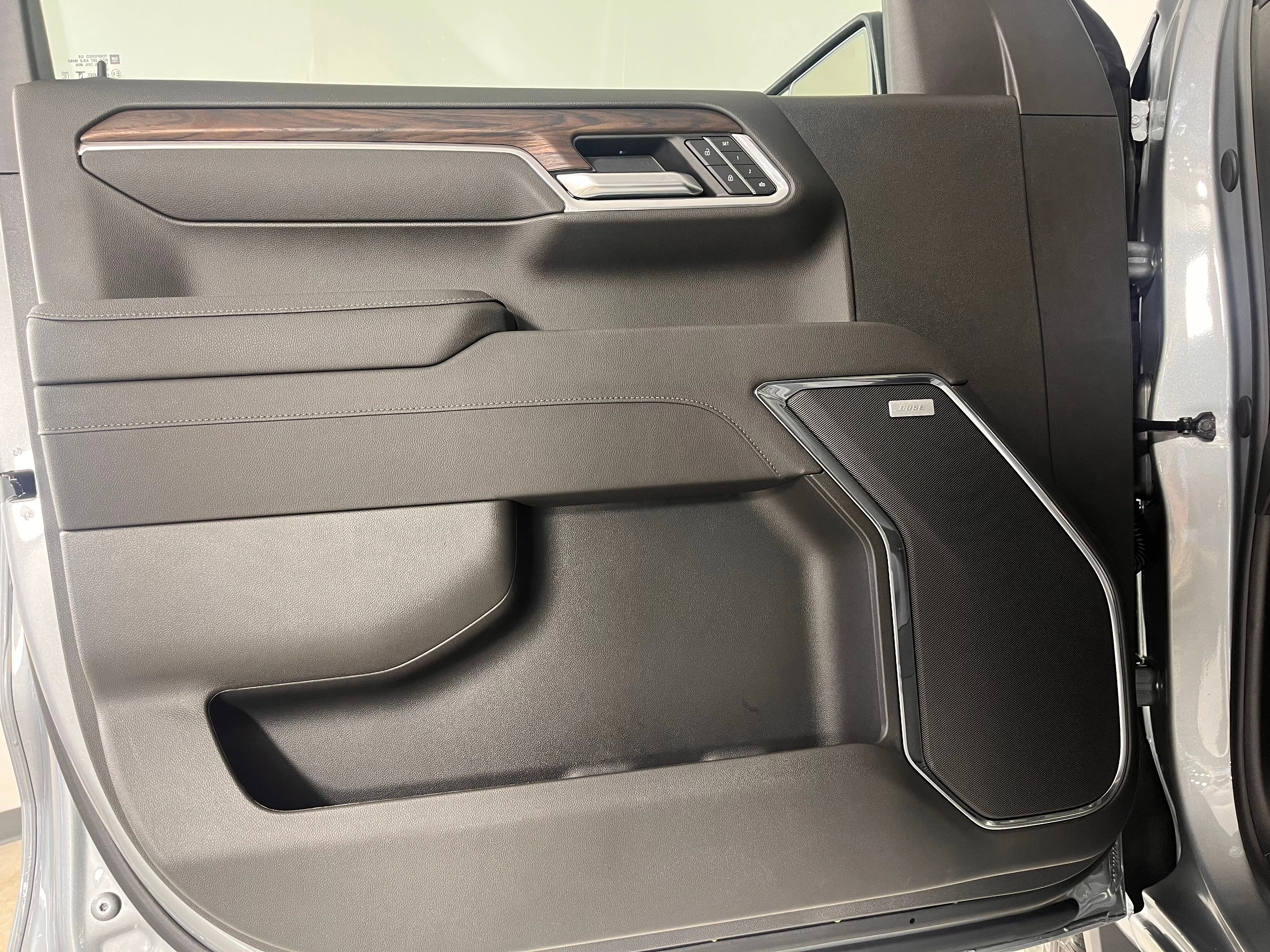 2026 GMC Sierra 1500 SLT - Photo 19