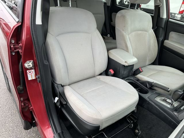 Used 2018  Subaru Premium image 27
