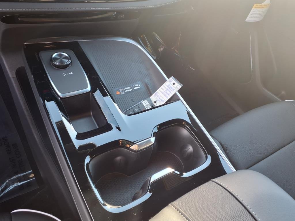 2026 Buick Enclave Preferred - Photo 10