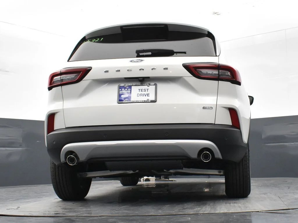 New 2025 White Ford Base image 33