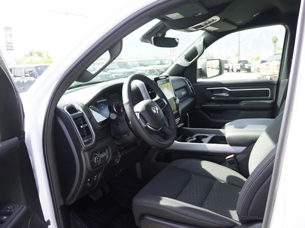 New 2026 Bright White Clear-Coat Exterior Paint RAM Big Horn/Lone Star image 19