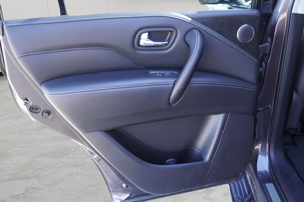 Used 2024 Anthracite Gray INFINITI LUXE image 9