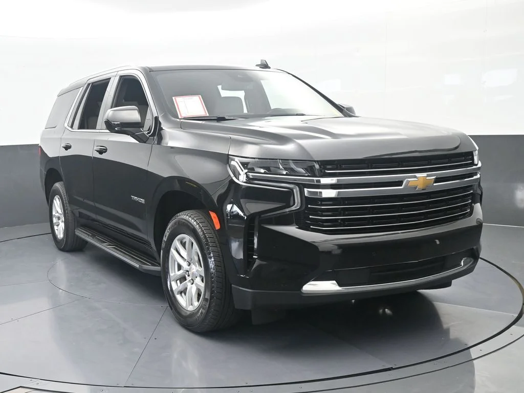 Used 2023 Black Chevrolet LT image 9