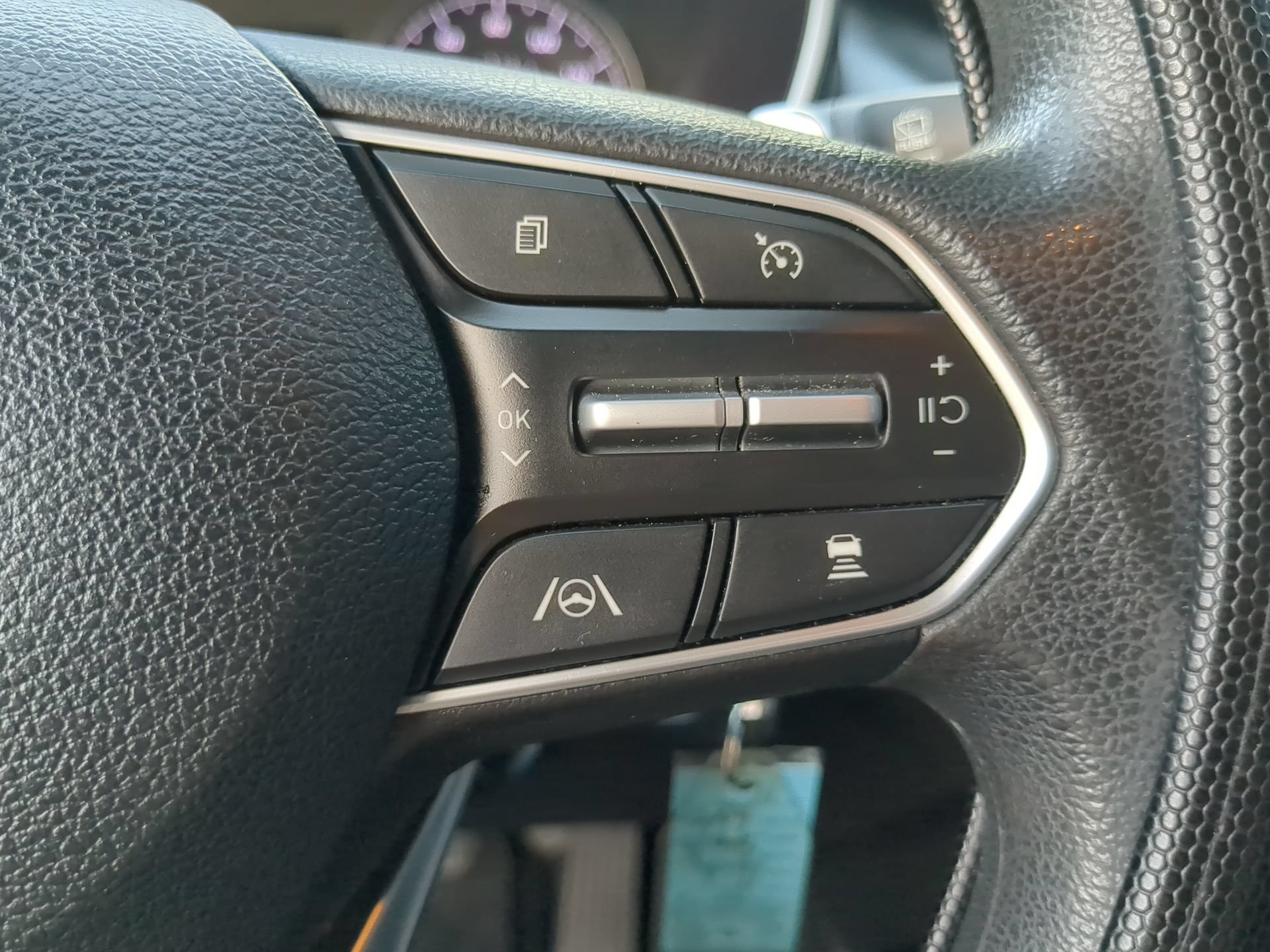 Used 2021 Quartz White Hyundai SE image 61