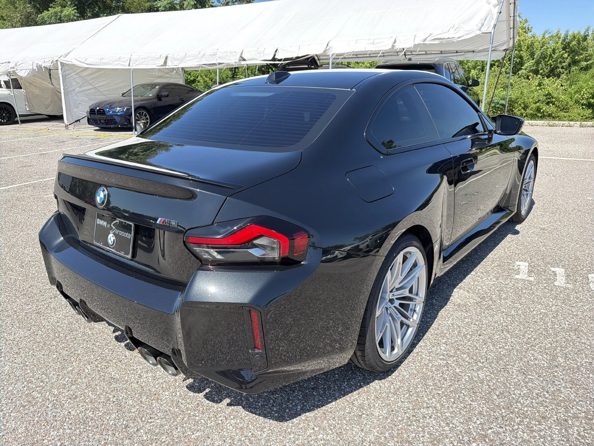New 2027 Black Sapphire Metallic BMW Base image 4