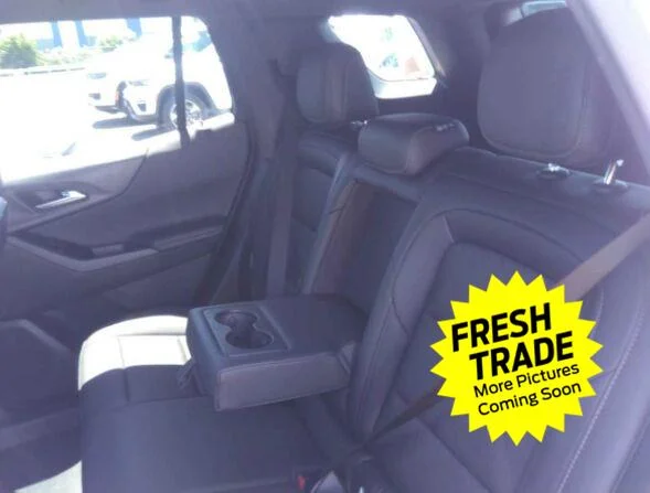 Used 2026 Summit White Chevrolet LT image 11