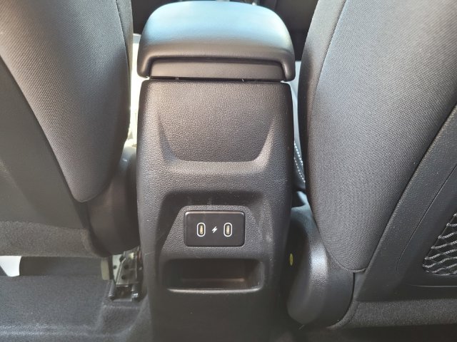 Used 2025 Gray Hyundai SEL image 17