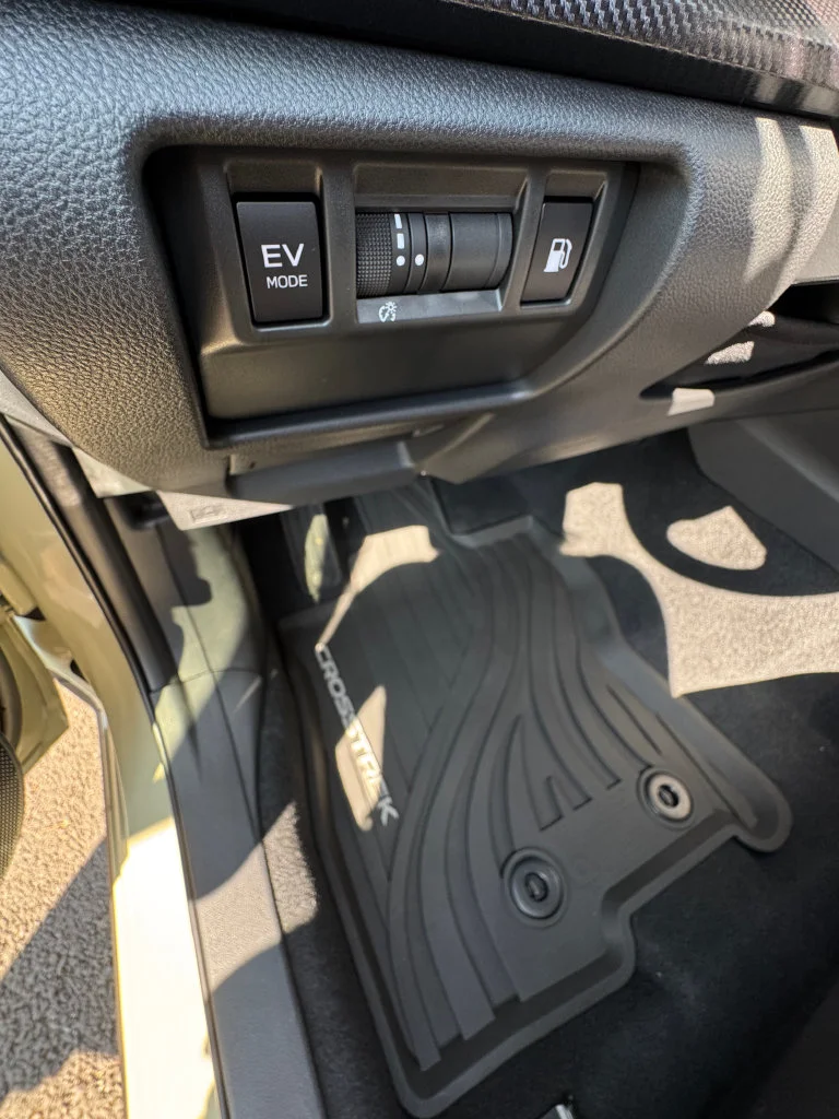 New 2026 SAND DUNE PEARL Subaru Limited Hybrid image 15