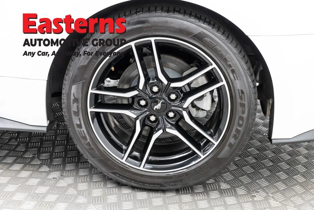 Used 2022 White Ford EcoBoost Premium image 30