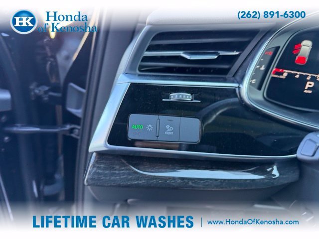 Used 2025  Audi 55 Premium Plus image 6
