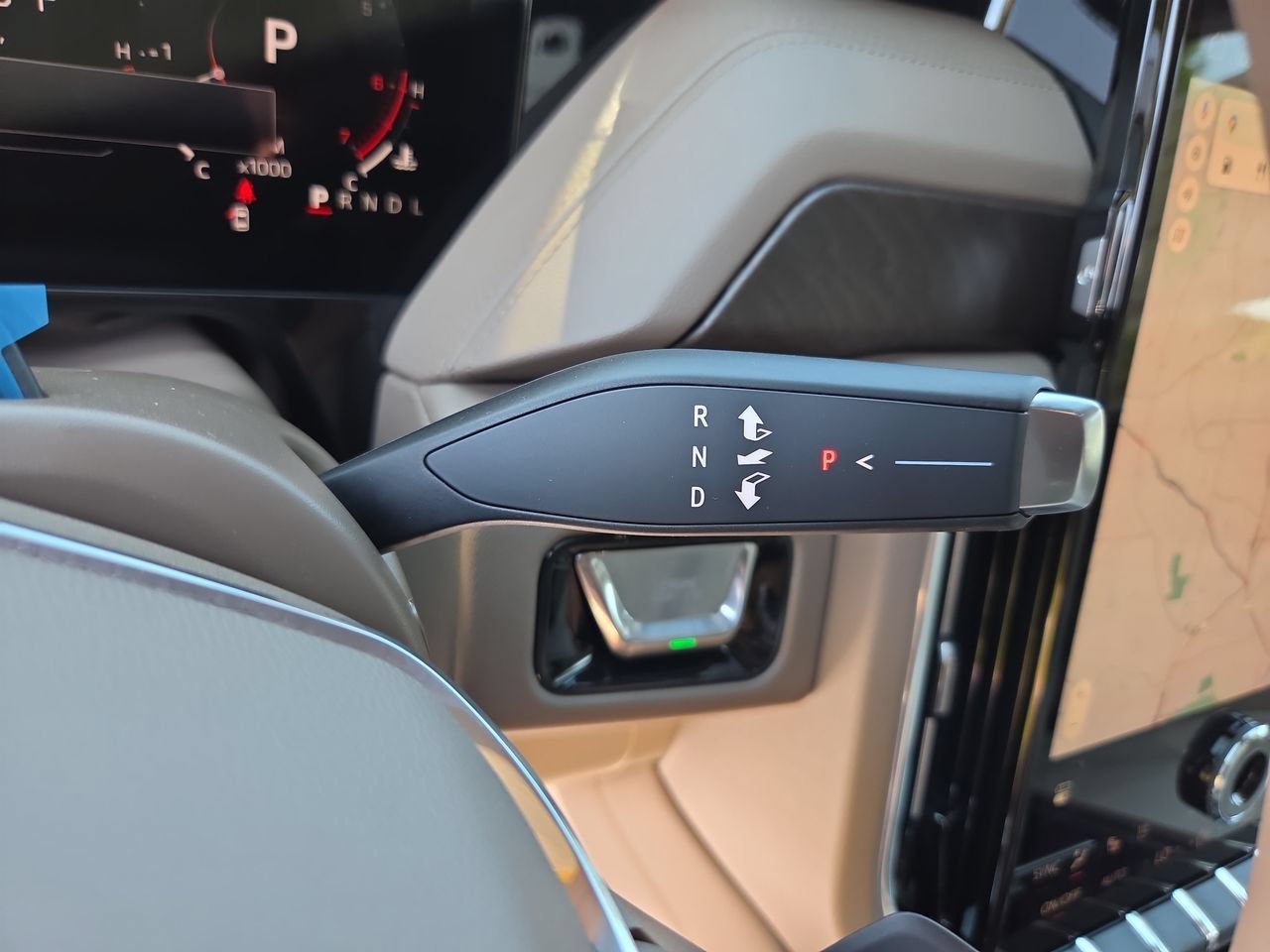 2026 GMC Yukon XL Denali - Photo 16