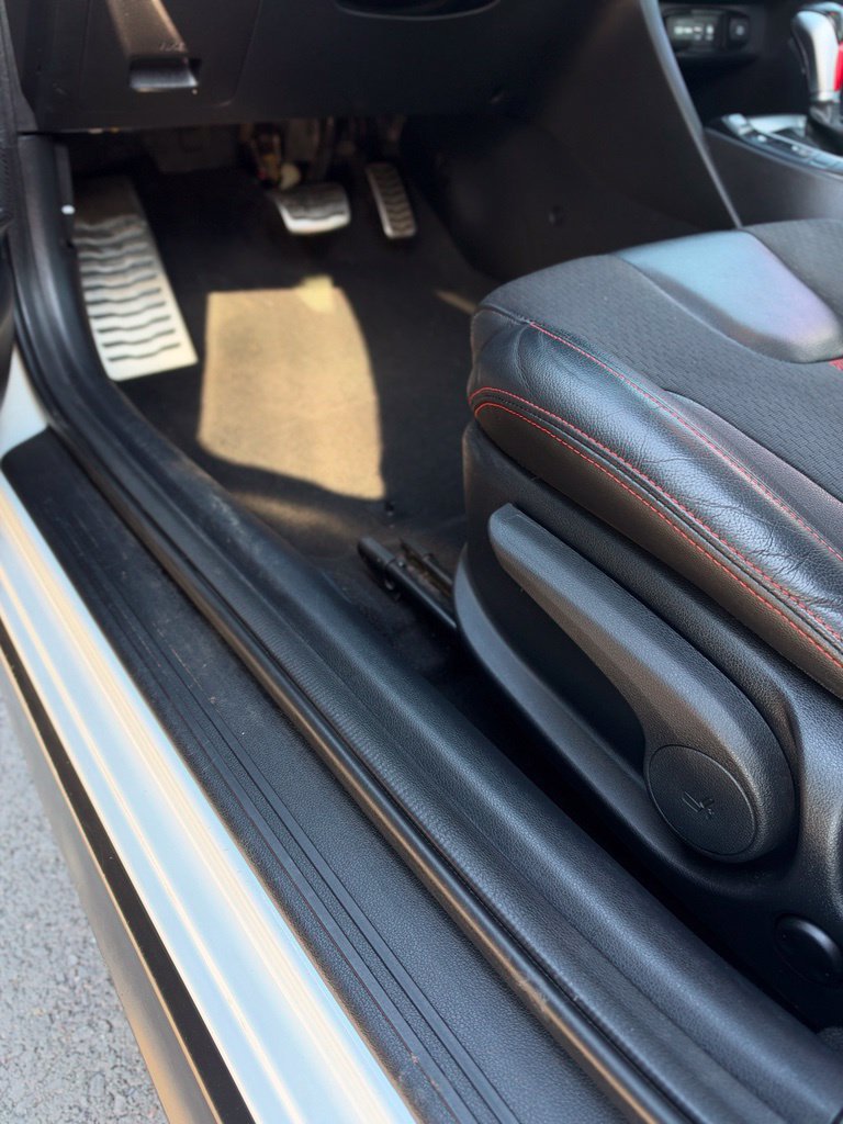 Used 2019 Chalk White Hyundai Turbo image 13