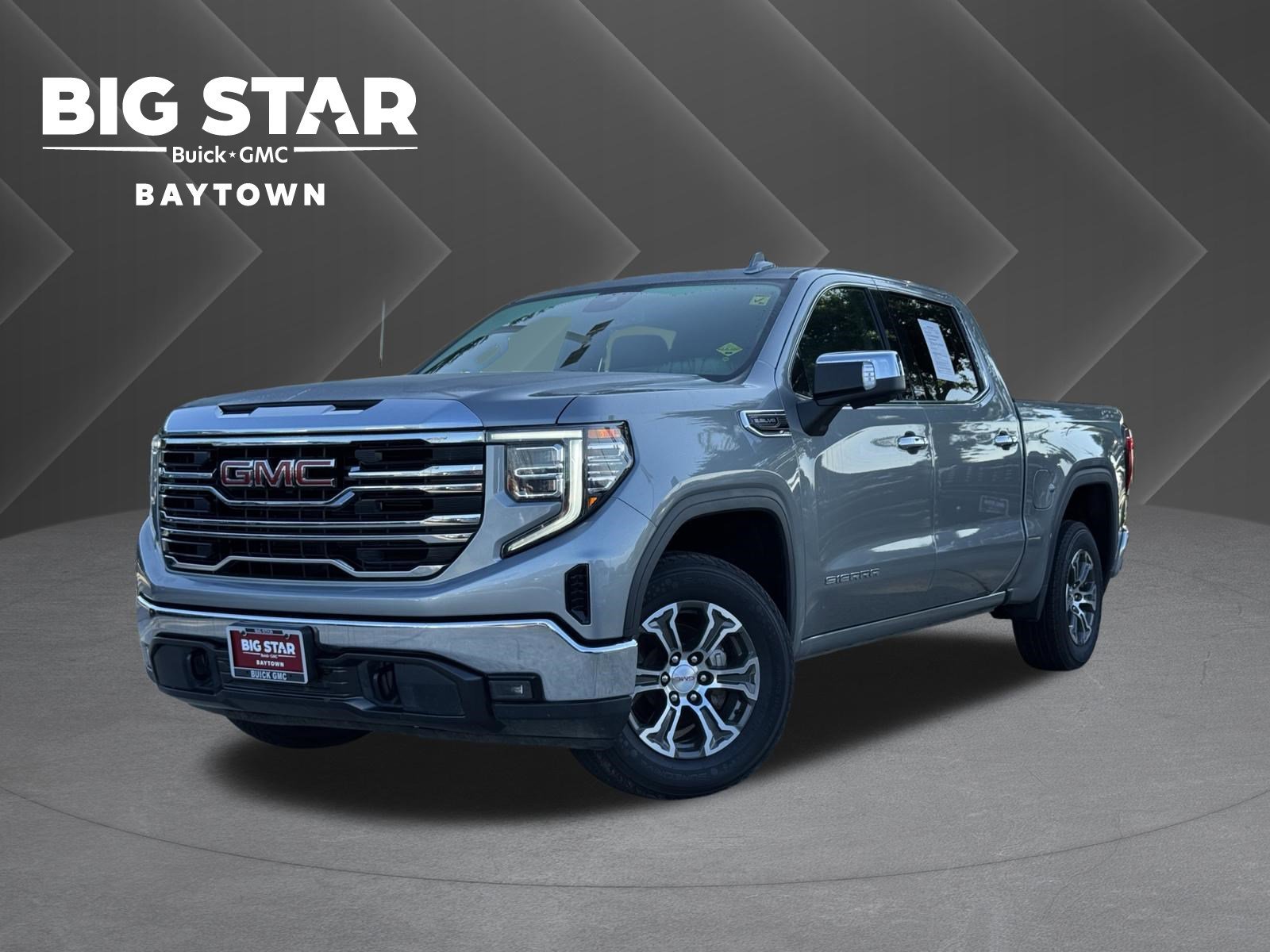 2025 GMC Sierra 4WD Crew Cab Short Box SLT's photo