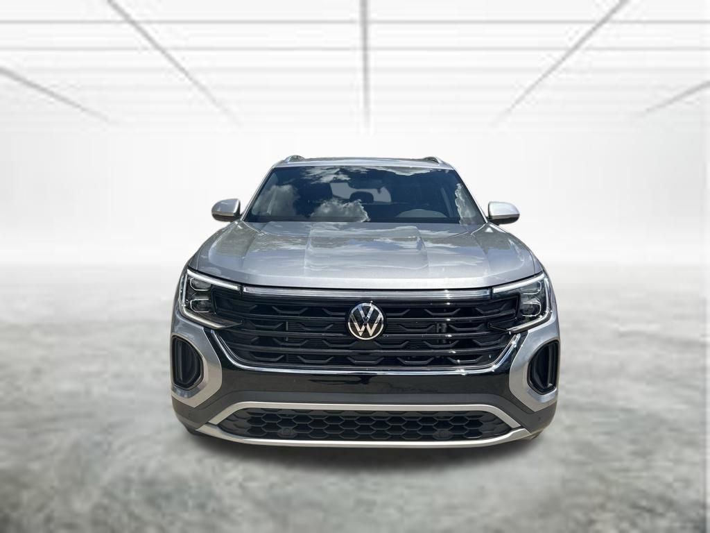 New 2026 Silver Volkswagen 2.0T SE w/Technology image 8