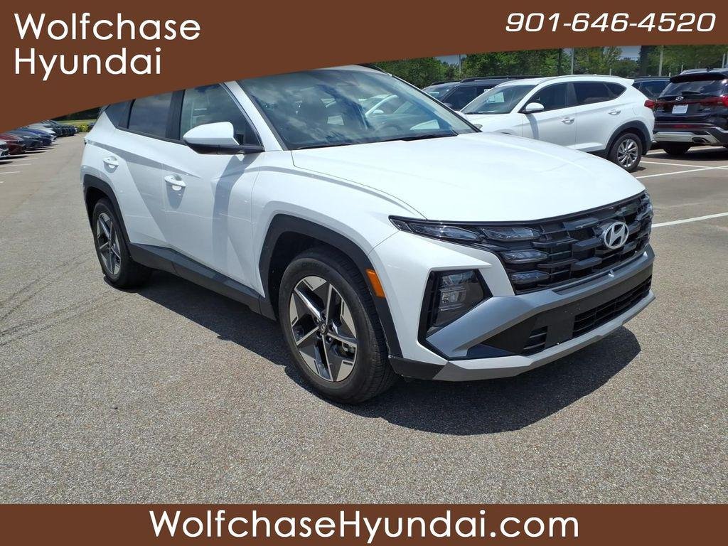 New 2026 White Hyundai SEL FWD image 7
