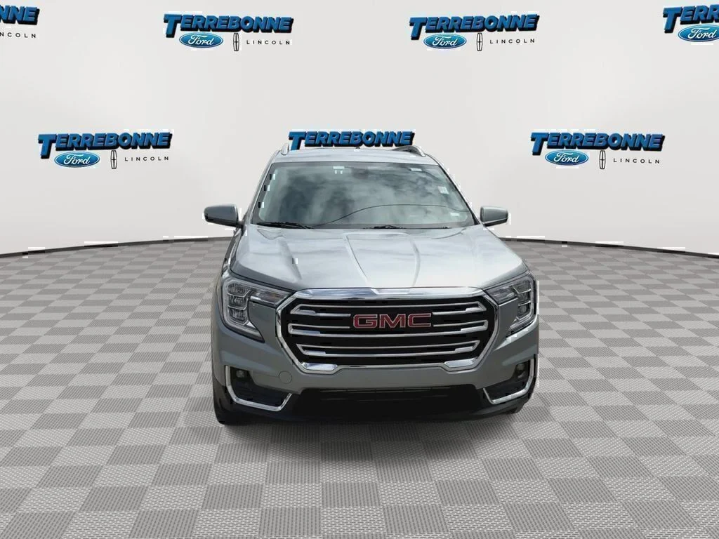 Used 2024 Sterling GMC SLT image 3