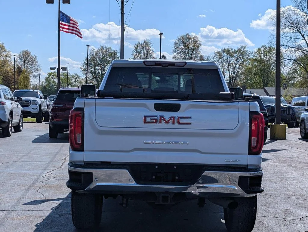 Used 2020 White GMC SLT image 10