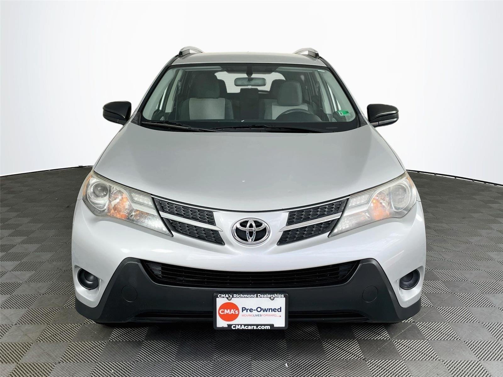 Used 2015 Toyota RAV4 LE with VIN JTMBFREV2FJ044424 for sale in South Chesterfield, VA