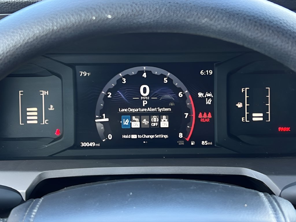 Used 2025  Toyota SR5 image 21