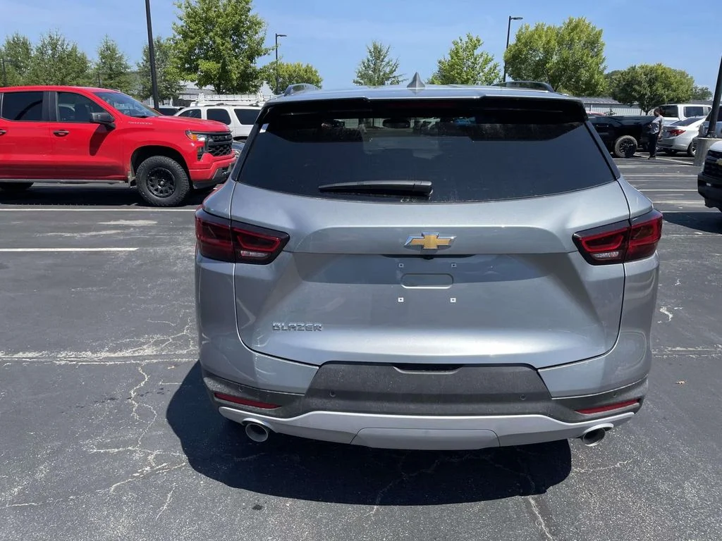 New 2026 Sterling Gray Metallic Chevrolet LT image 5
