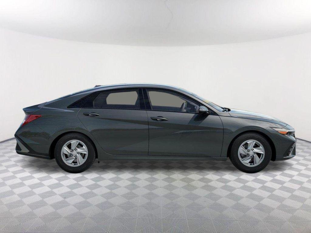 New 2026 Gray Hyundai SE image 7