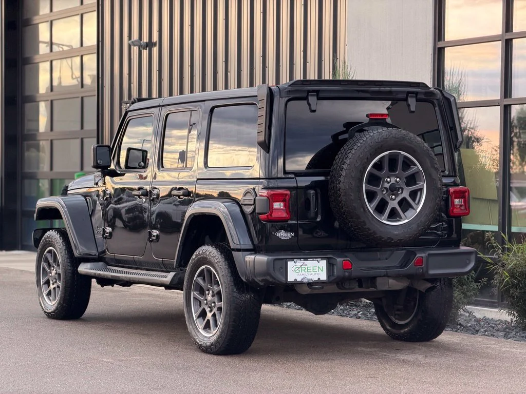 Used 2021 Black Jeep Unlimited Sahara image 3