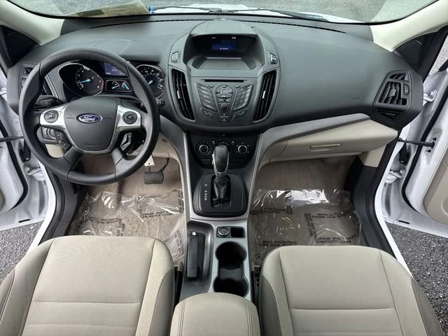Used 2014 White Ford SE image 9