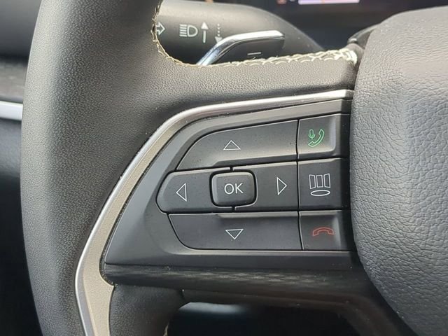 Certified Used 2025 White Jeep Altitude X image 31