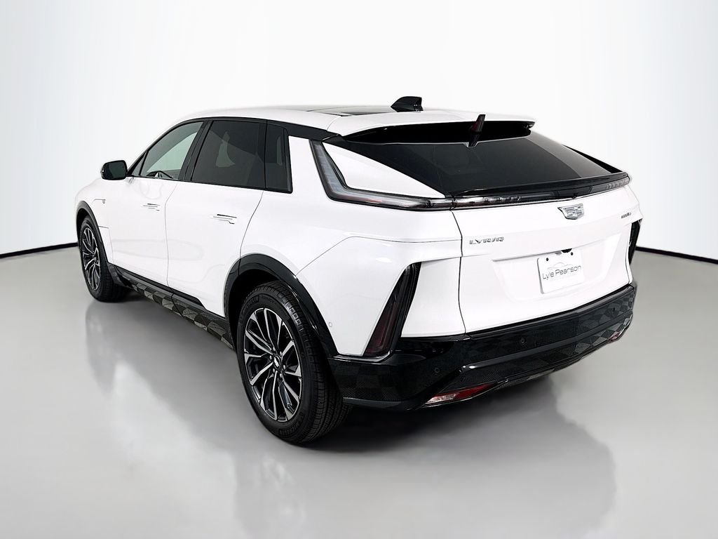 Used 2025 White Cadillac Sport image 3