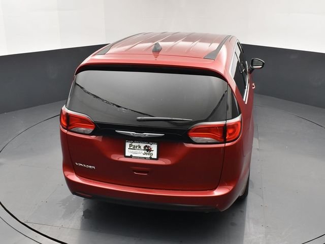 New 2026 Red Hot Pearl-Coat Exterior Paint Chrysler LX image 17