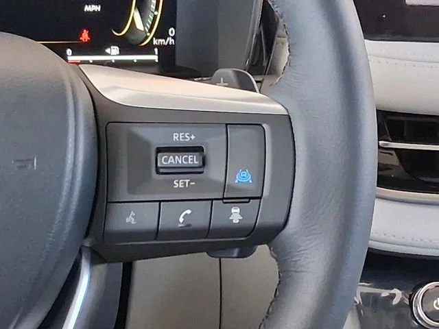 New 2027 MINERAL BLACK INFINITI Luxe FWD image 12