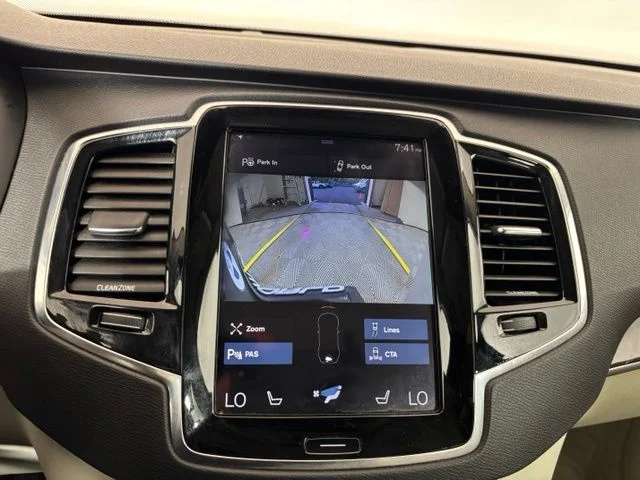 Used 2016  Volvo T6 Momentum image 17
