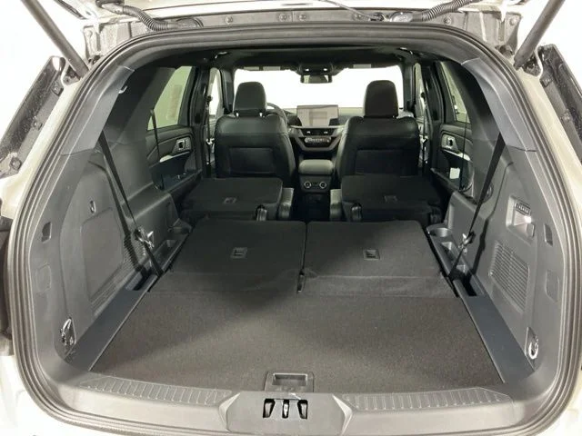 New 2026 Star White Metallic Tri-Coat Ford ST image 35
