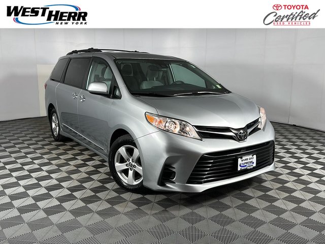 2020 Toyota Sienna LE 8-Passenger