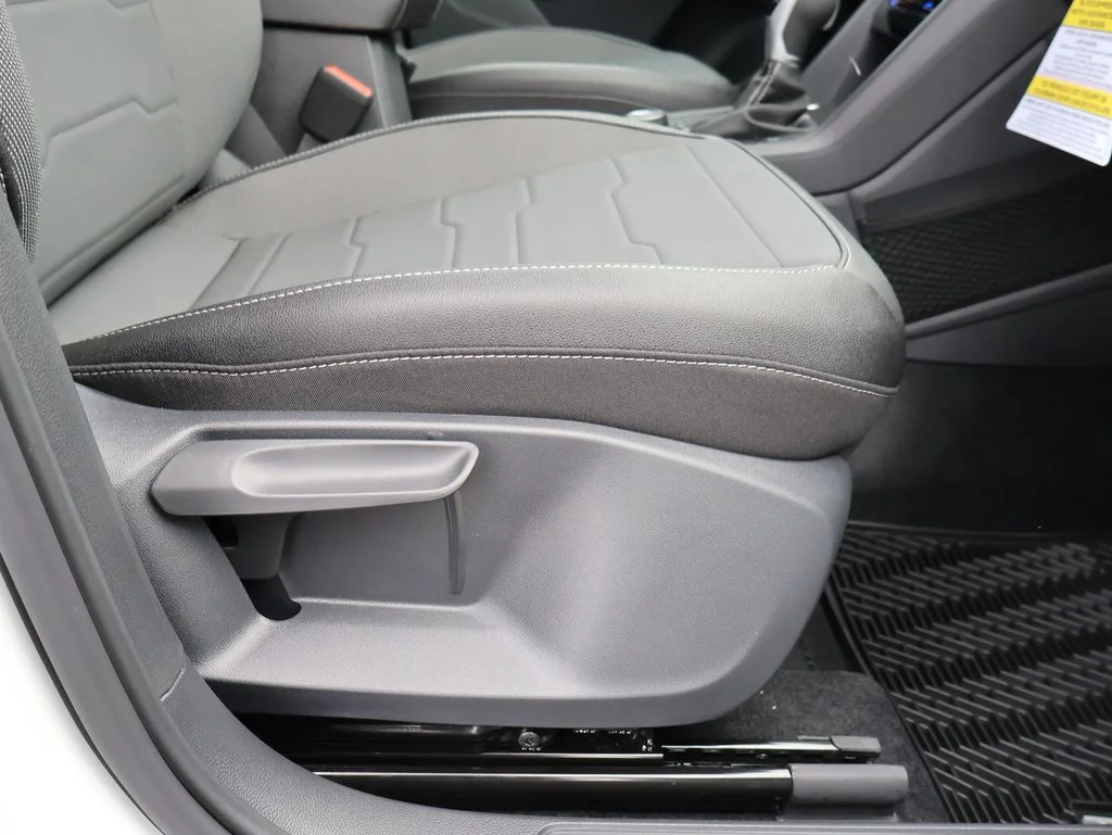 New 2026 White Volkswagen 1.5T SE Black image 12