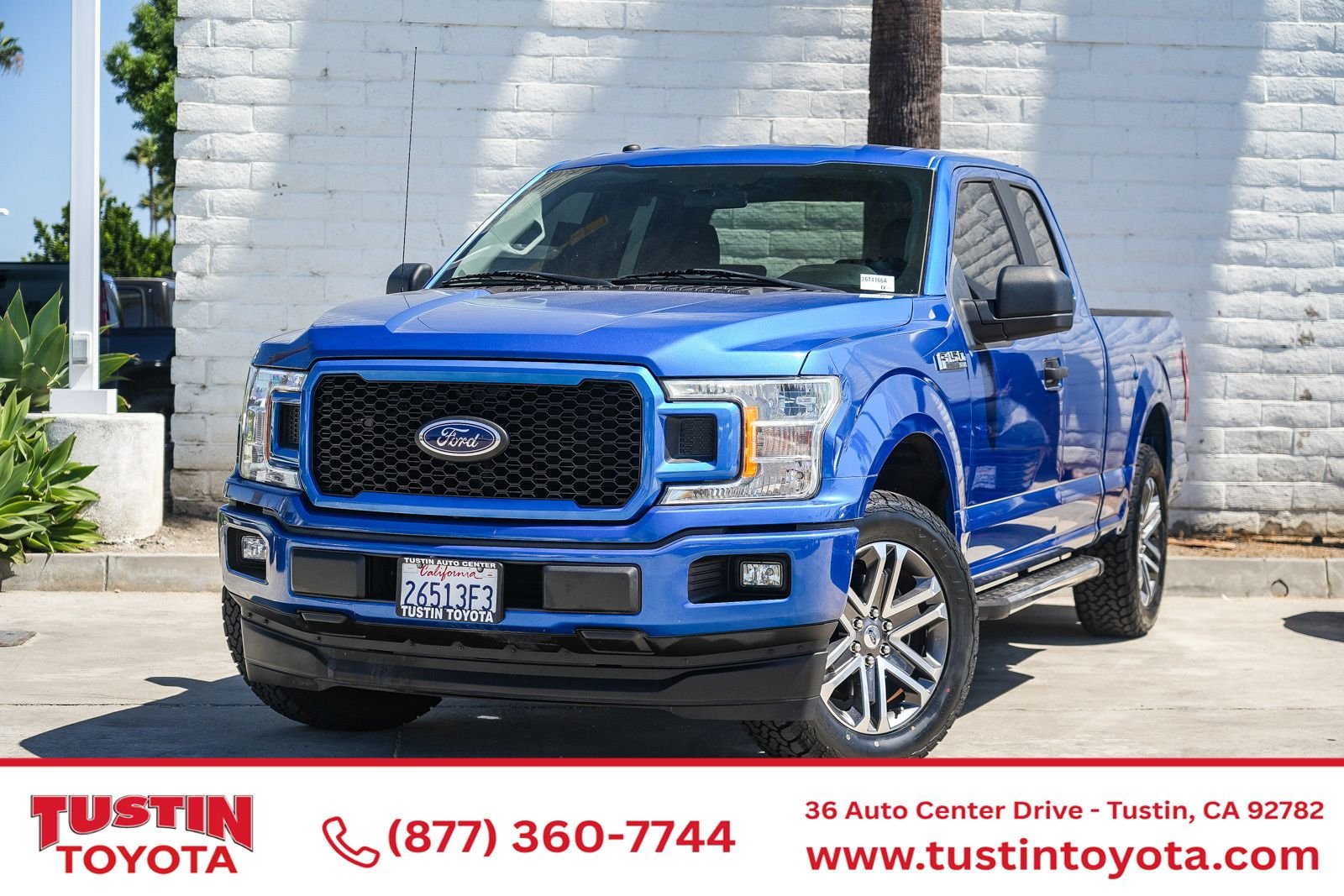 Used 2018 Blue Ford XL image 1