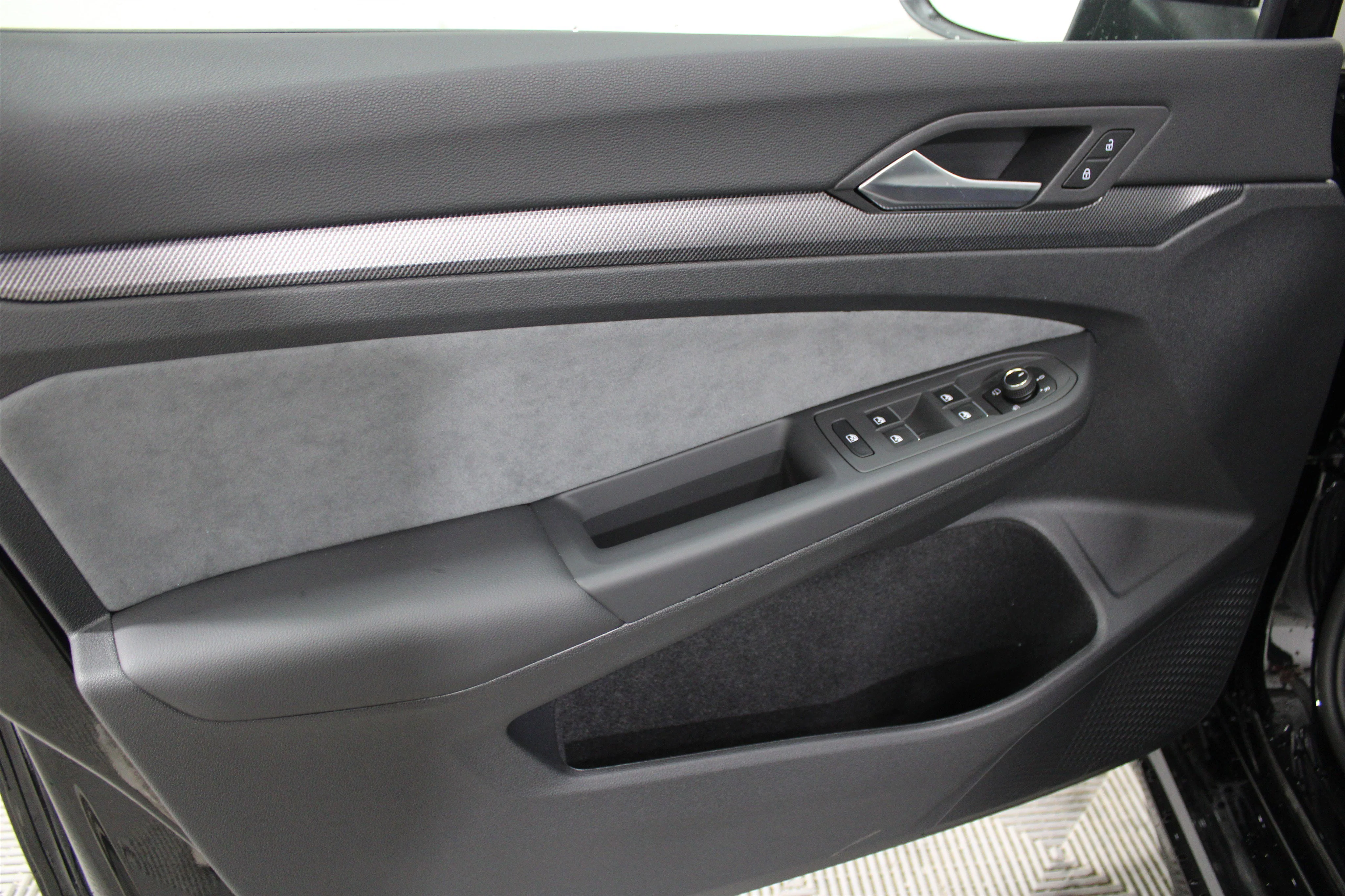 New 2026 Mythos Black Metallic Volkswagen Base image 6