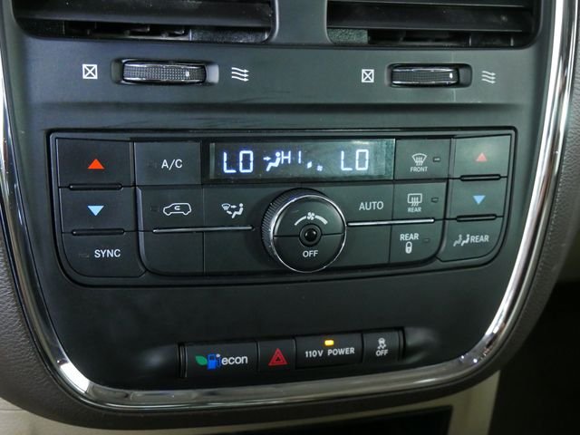 Used 2012 White Chrysler Touring image 30